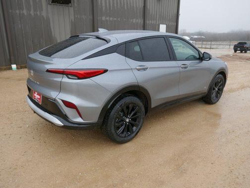 Moonstone Gray Metallic 2026 Buick Envista Sport Touring