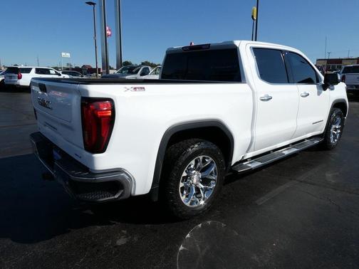 2022 GMC Sierra 1500 SLT