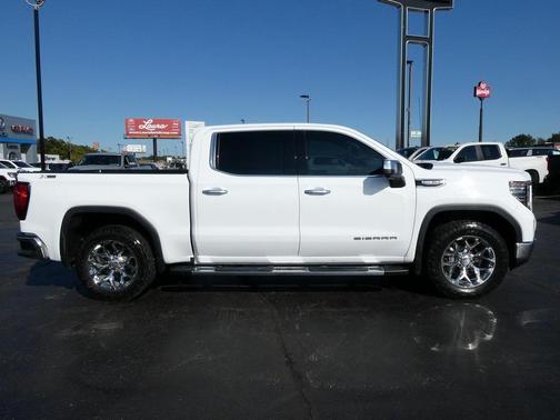 2022 GMC Sierra 1500 SLT
