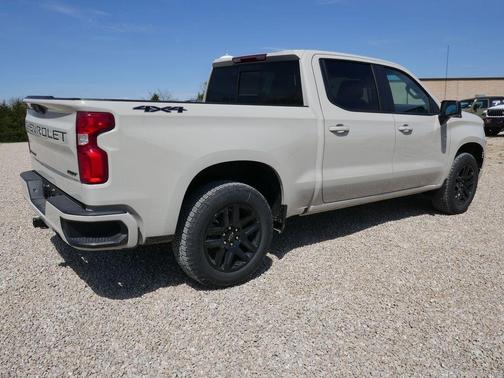 White Sand 2026 Chevrolet Silverado 1500 RST
