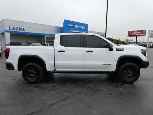 2024 GMC Sierra 1500 AT4X