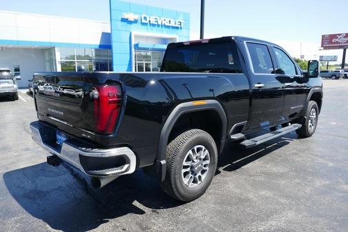 2024 GMC Sierra 3500 SLT