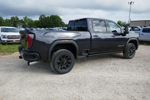 2025 GMC Sierra 2500 AT4
