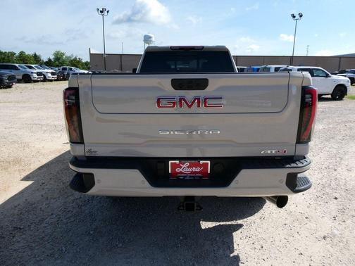Dune 2026 GMC Sierra 3500 AT4