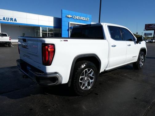 2023 GMC Sierra 1500 SLT