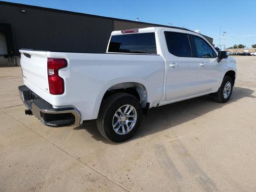 Summit White 2026 Chevrolet Silverado 1500 LT
