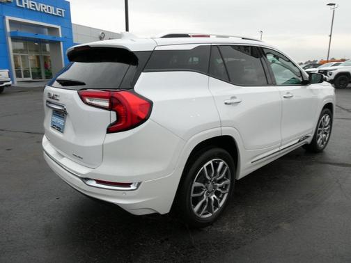 2024 GMC Terrain Denali
