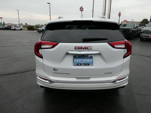 2024 GMC Terrain Denali