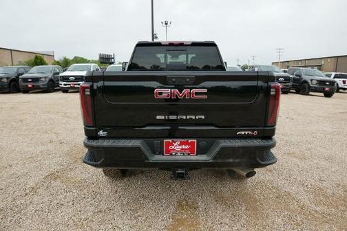 2025 GMC Sierra 2500 AT4