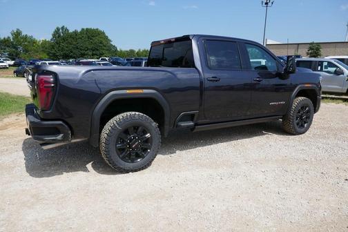 2025 GMC Sierra 2500 AT4