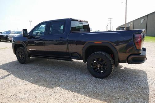 2025 GMC Sierra 2500 AT4