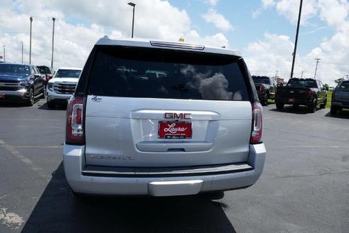 2017 GMC Yukon XL SLT