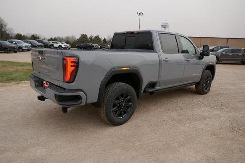 2025 GMC Sierra 2500 AT4