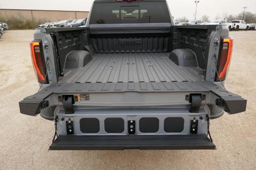 2025 GMC Sierra 2500 AT4