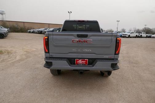 2025 GMC Sierra 2500 AT4
