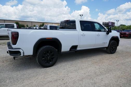 2025 GMC Sierra 3500 AT4
