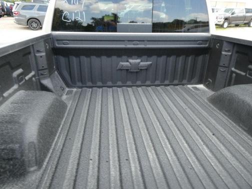 White Sands 2026 Chevrolet Silverado 1500 RST