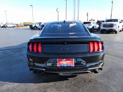 2020 Ford Mustang EcoBoost