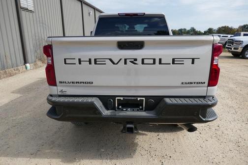 2026 Chevrolet Silverado 2500 Custom