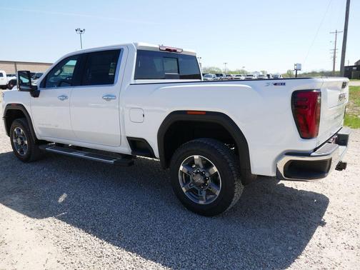 Summit White 2026 GMC Sierra 2500 SLT