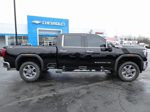 2025 GMC Sierra 2500 SLT