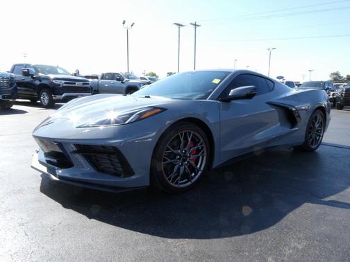 2025 Chevrolet Corvette Stingray w/1LT