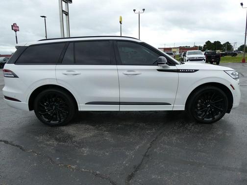 Pristine White 2024 Lincoln Aviator Reserve AWD