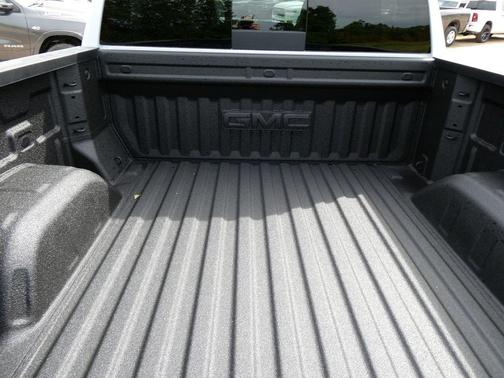 Glacier White 2026 GMC Sierra 1500 Denali