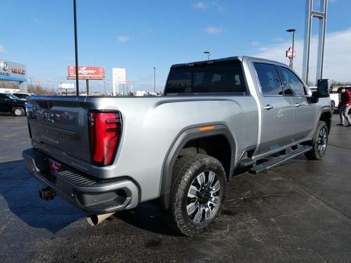 2024 GMC Sierra 2500 Denali