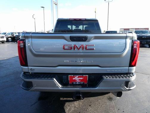 2024 GMC Sierra 2500 Denali