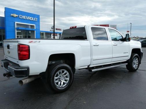 Summit White 2016 Chevrolet Silverado 2500 LTZ