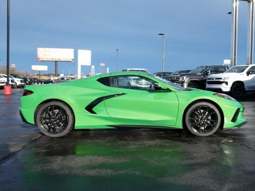 2026 Chevrolet Corvette Stingray w/1LT