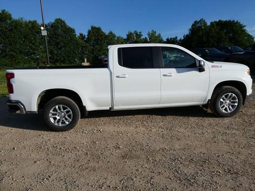 Summit White 2026 Chevrolet Silverado 1500 LT