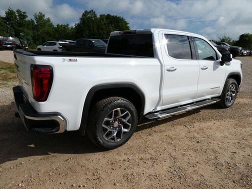 Summit White 2026 GMC Sierra 1500 SLT