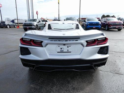 2026 Chevrolet Corvette Stingray w/1LT