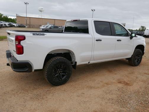 Summit White 2026 Chevrolet Silverado 1500 Custom Trail Boss