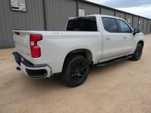 White Sand 2026 Chevrolet Silverado 1500 RST