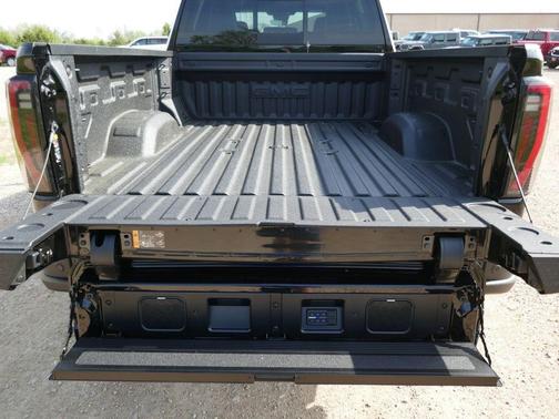 Onyx Black 2026 GMC Sierra 2500 AT4X