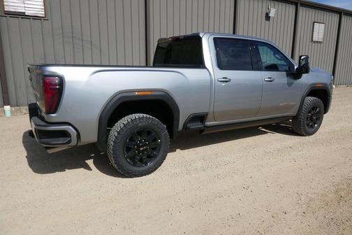 2026 GMC Sierra 2500 AT4
