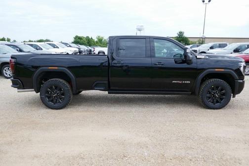 2025 GMC Sierra 3500 AT4