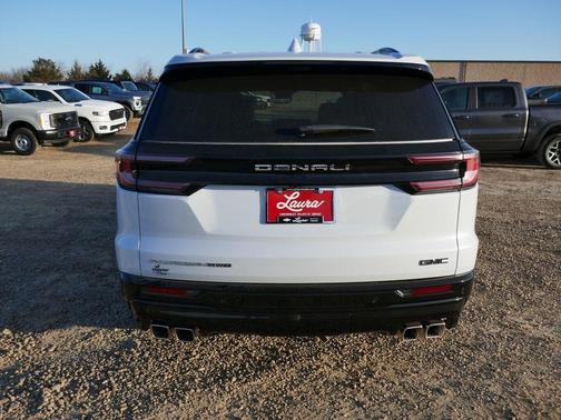 2026 GMC Acadia Denali