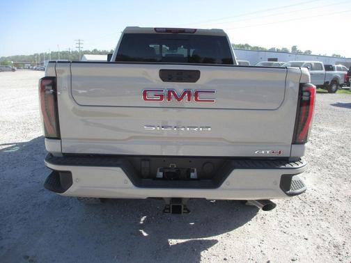 Dune 2026 GMC Sierra 2500 AT4