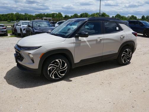 White Sand 2026 Chevrolet Trailblazer RS