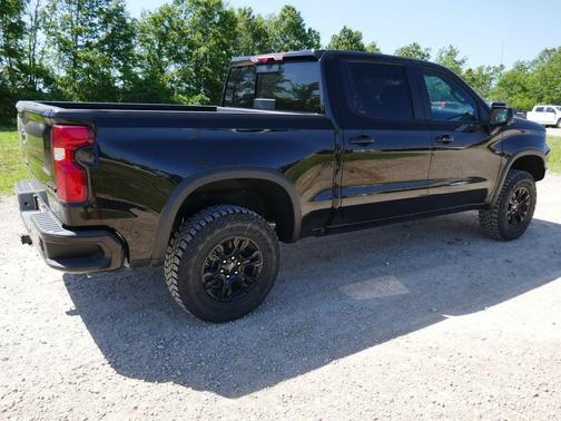 Black 2026 Chevrolet Silverado 1500 ZR2