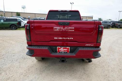 2025 GMC Sierra 2500 AT4