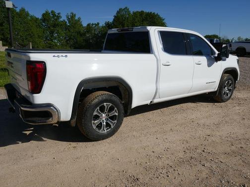 Summit White 2026 GMC Sierra 1500 SLE