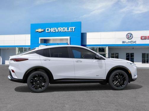 Summit White 2026 Buick Envista Sport Touring