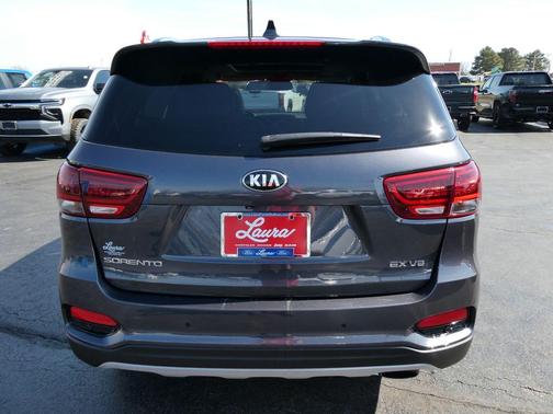 Platinum Graphite 2019 Kia Sorento EX