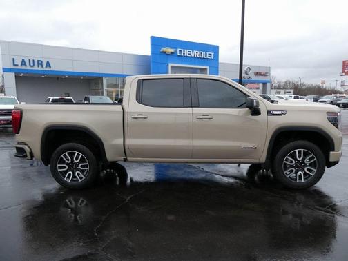 2023 GMC Sierra 1500 AT4