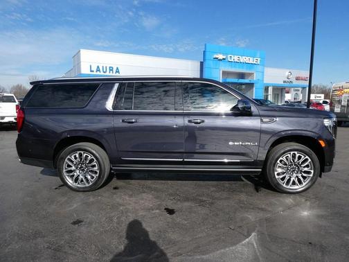 2024 GMC Yukon XL Denali Ultimate